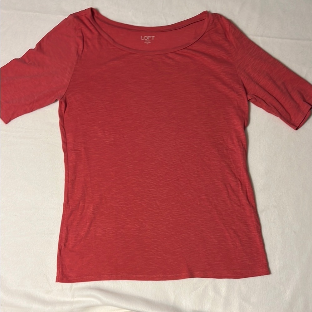 loft t shirt size xs.